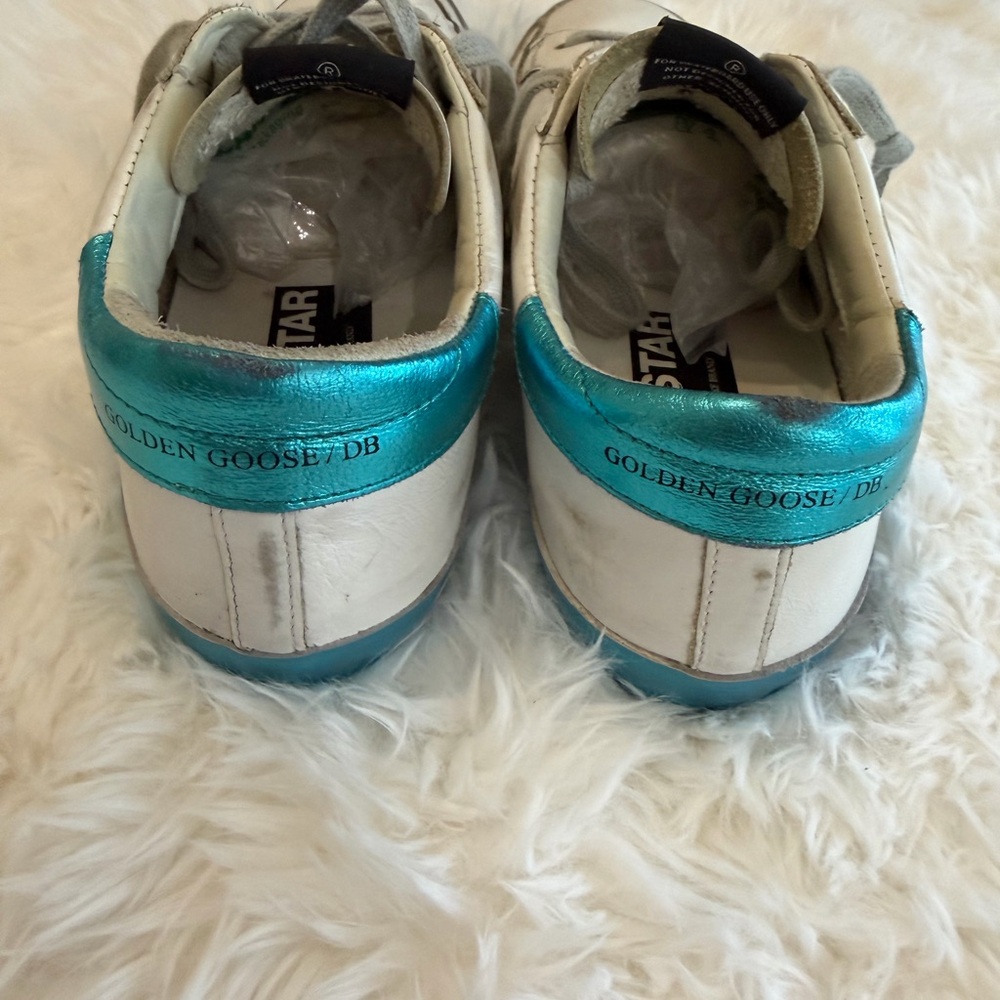 Golden Goose Deluxe Brand Men's Superstar
Sneakers - Picture 3 of 10